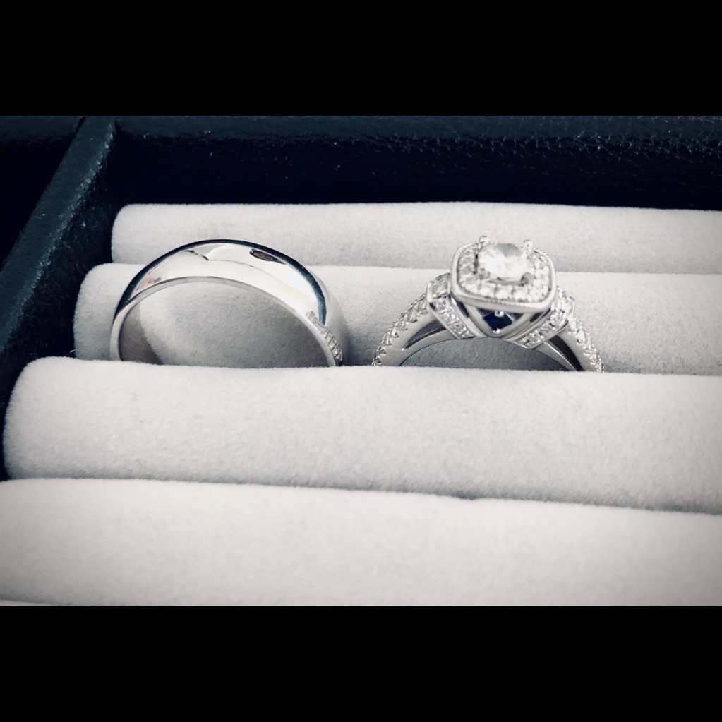 Engagement Ring Set 2000$